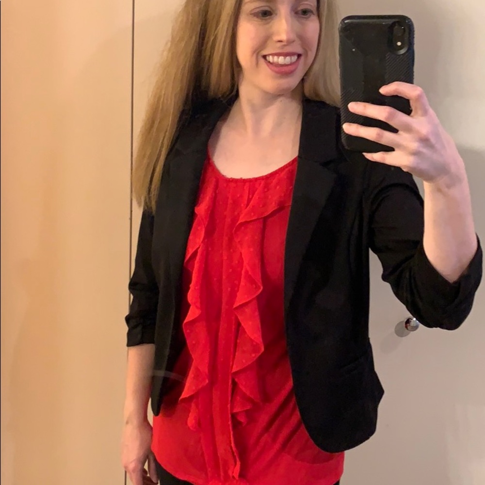 Elle red ruffled tank top